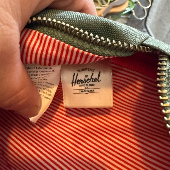 Herschel Green Belt Bag - Picture 4 of 4